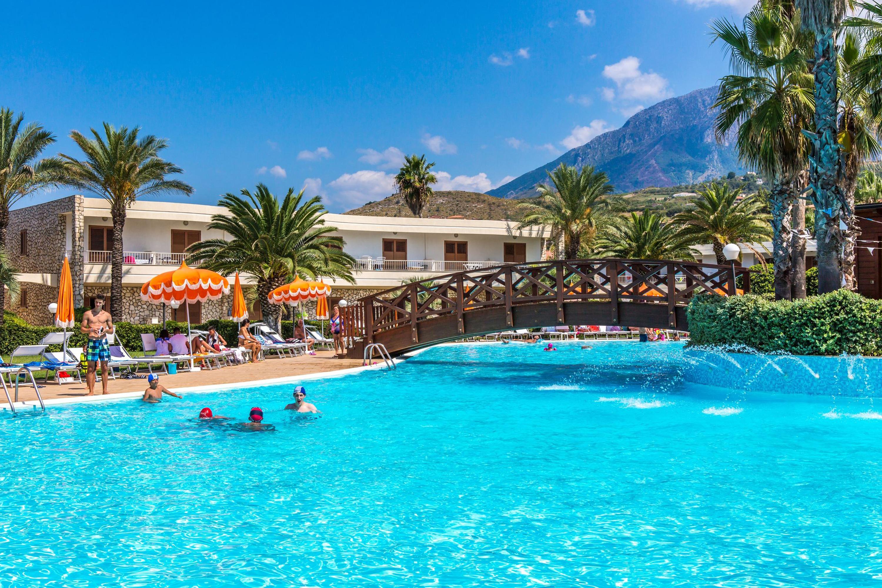 Club Residence La Castellana Mare Бельведере-Мариттимо Экстерьер фото