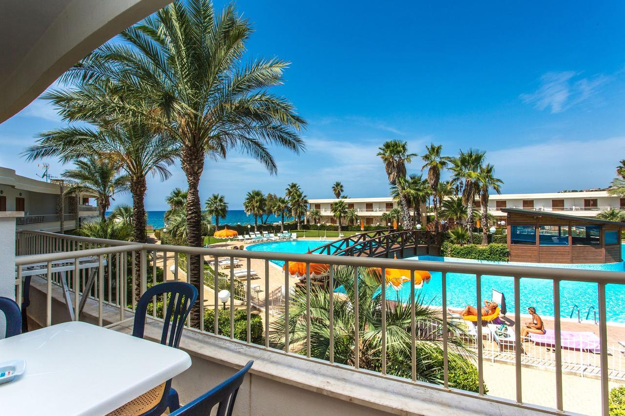 Club Residence La Castellana Mare Бельведере-Мариттимо Экстерьер фото
