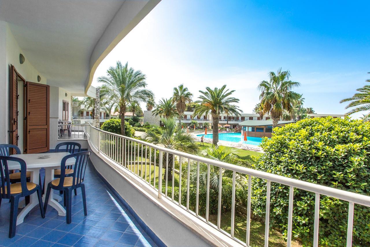 Club Residence La Castellana Mare Бельведере-Мариттимо Экстерьер фото